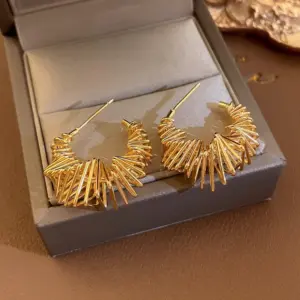 Vintage Gold and Silver Copper Hoop Earrings 9 S4d4acf86e1b4497ebea5fefd2be5d13fE