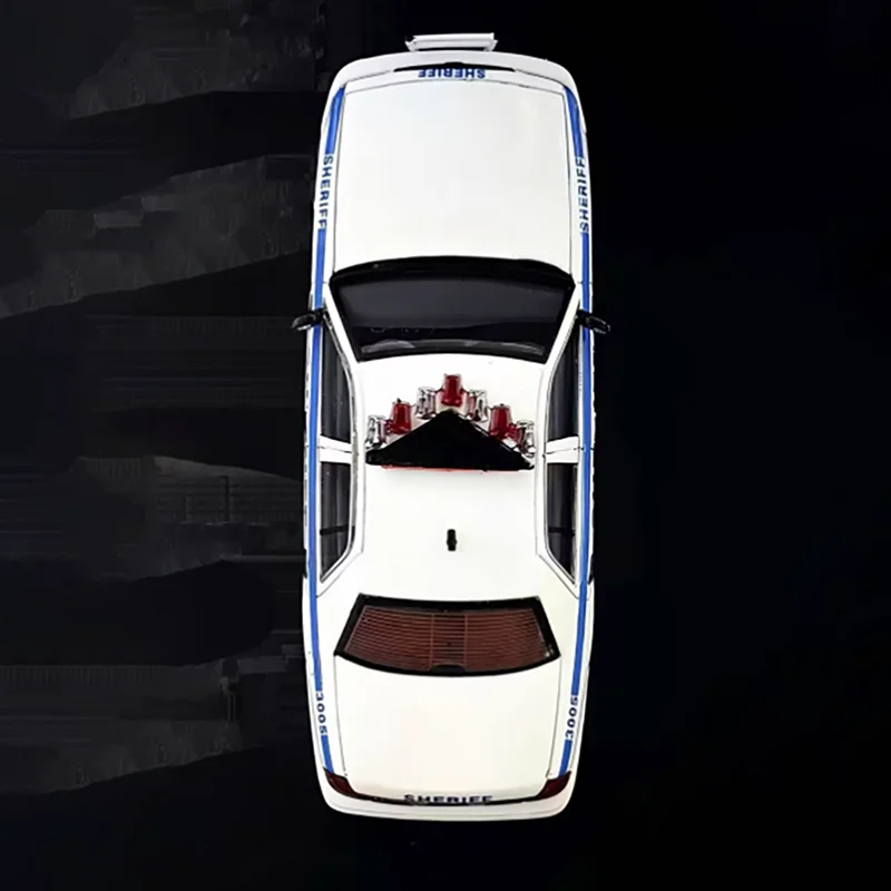 Victorian Crown 1/64 Diecast Model for Collectors 1 Victorian Crown 1/64 Diecast Model for Collectors