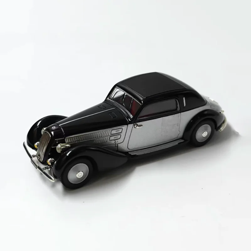 1935 Alloy Vintage Car Model for Collectors 2 1935 Alloy Vintage Car Model for Collectors - Image 2