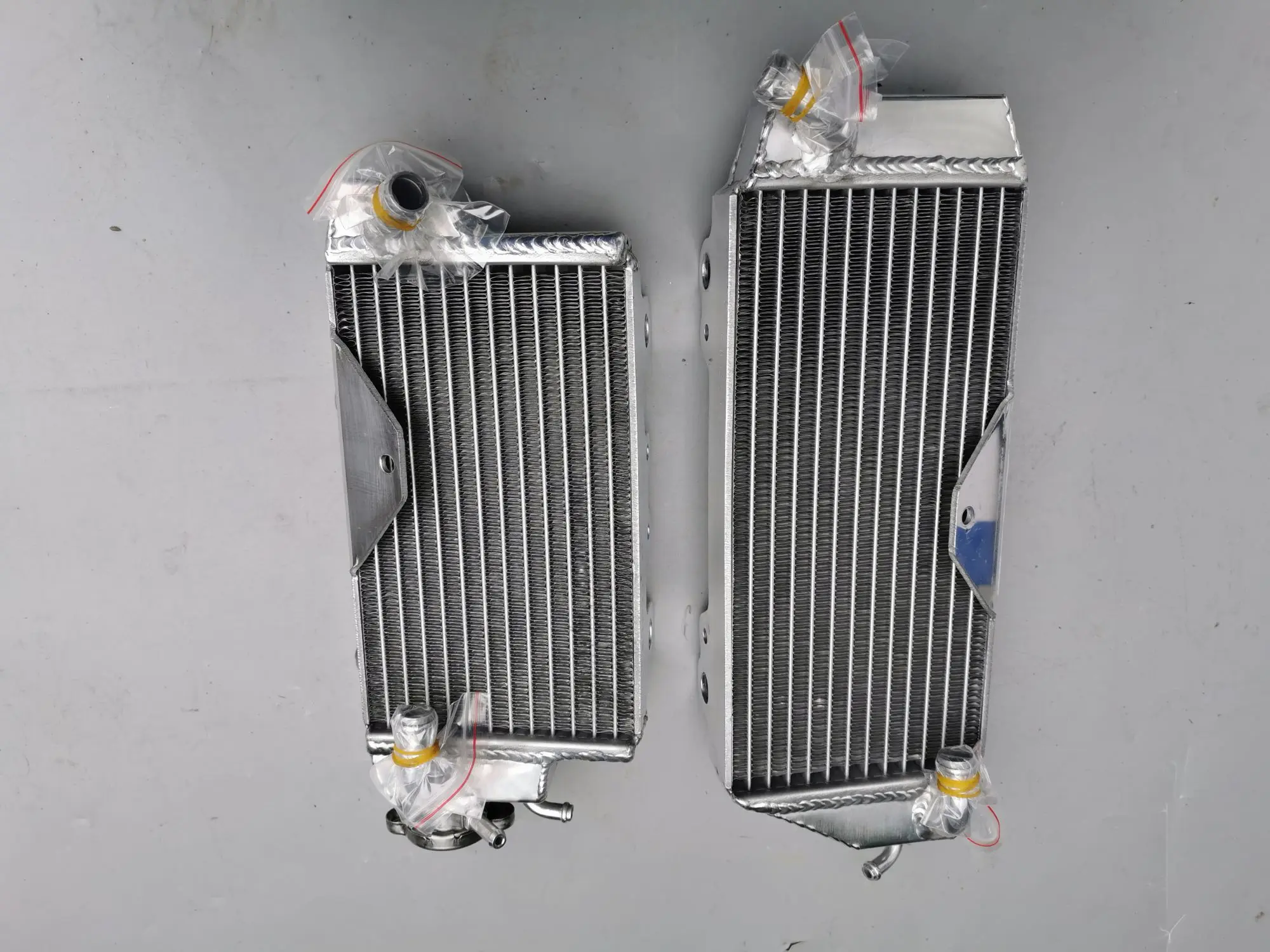 Heavy-Duty Aluminum Radiator for Kawasaki KX450F 3 Heavy-Duty Aluminum Radiator for Kawasaki KX450F - Image 3