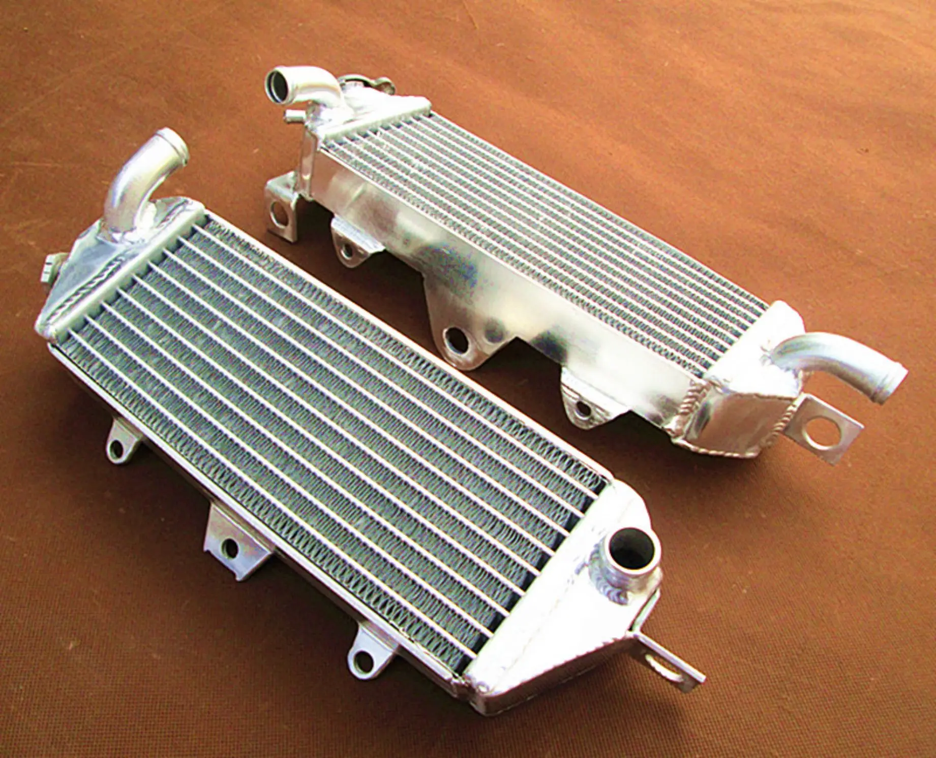 High-Performance Aluminum Radiators for Kawasaki KX250 2 High-Performance Aluminum Radiators for Kawasaki KX250 - Image 2