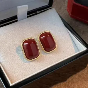 S5c325953cb624ffab4a0512edd33aaf0m