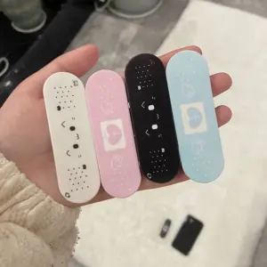 Cartoon Angel Wings Phone Stand in Pastel Colors 14 S5f757c9bbd134929a8fce7b88573aad2w