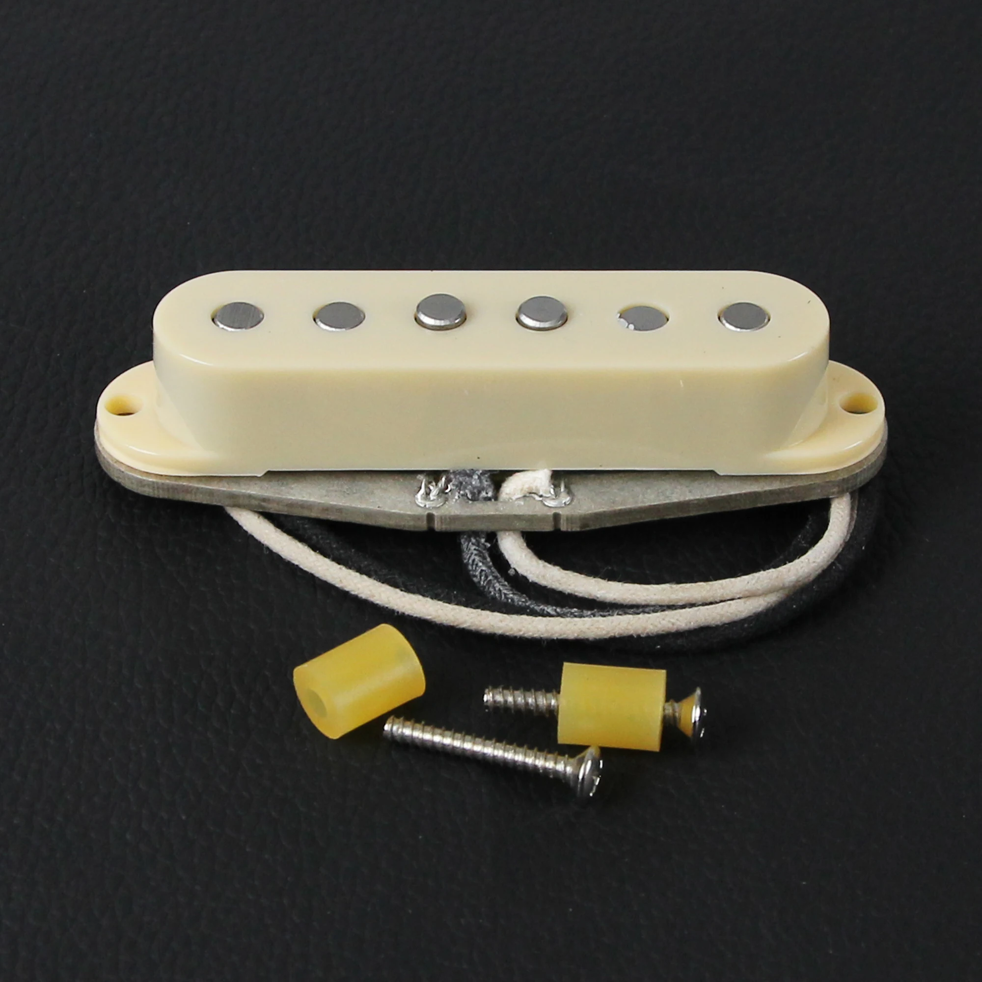 Vintage-Style Single-Coil Guitar Pickup 7 Vintage-Style Single-Coil Guitar Pickup - Image 7
