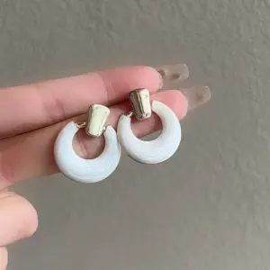 S63a1912d57894cffb4b6ab396887c2514