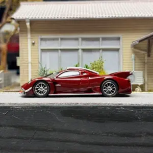 1:64 Pagani Huayra R Diecast Model 10 S63eefde1dd3842a69b7a67e4ceecb352n