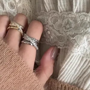 Vintage Open Ring with Rhinestones 9 S671ca3389805436580325e9823de0f5fW