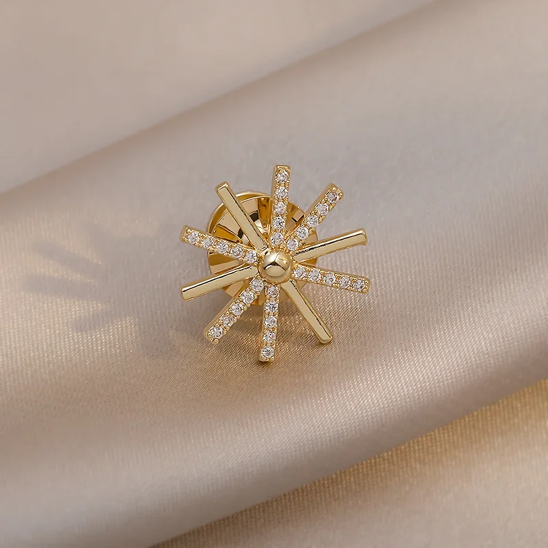 Elegant Gold-Toned Bowknot Brooch with Rhinestones 7 Elegant Gold-Toned Bowknot Brooch with Rhinestones - Image 7