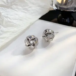 S683d39d9b1c84e628bb5e0851e95686fI