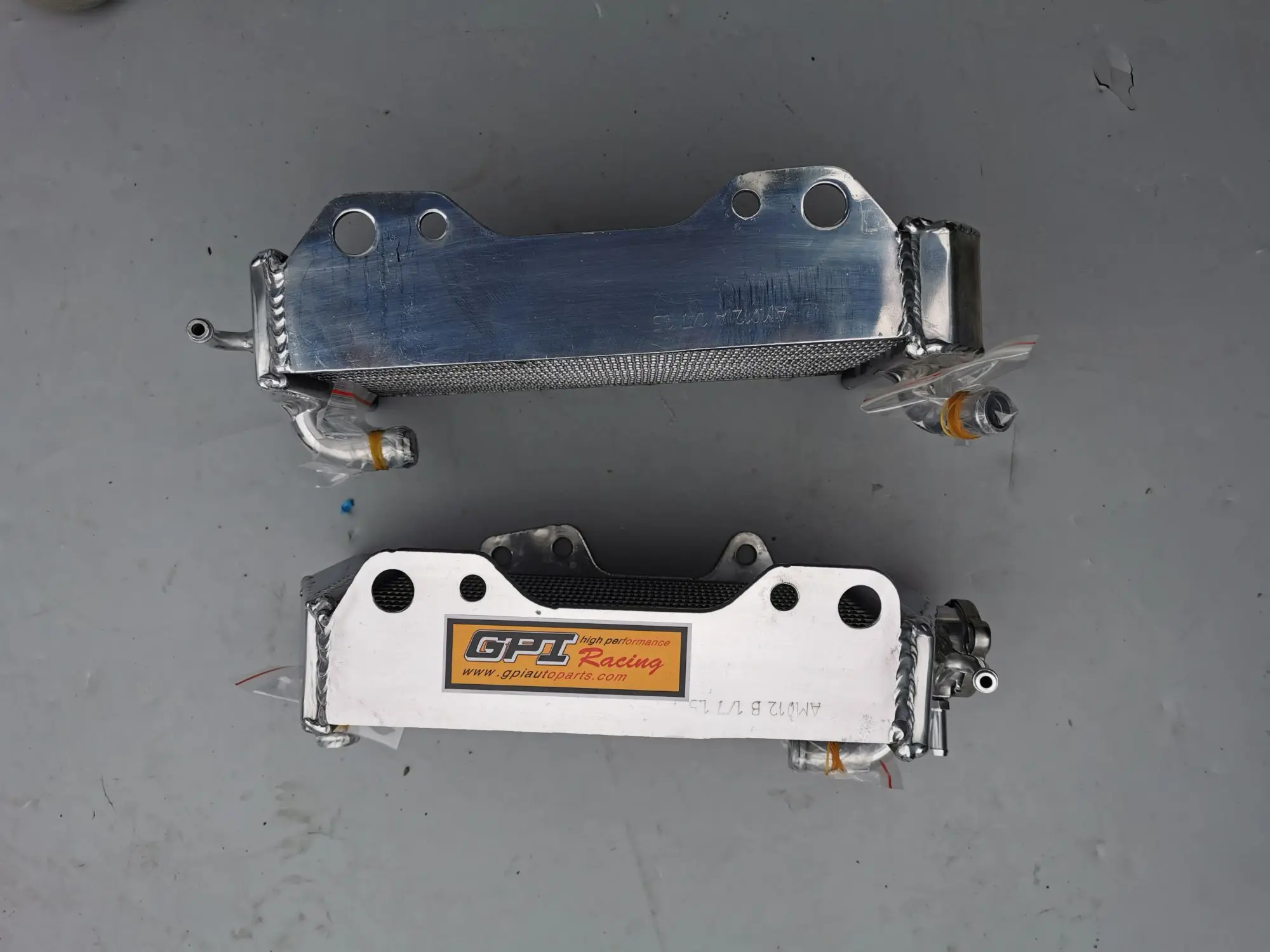 High-Performance Aluminum Radiator Pair for Honda CRF450R 2 High-Performance Aluminum Radiator Pair for Honda CRF450R - Image 2