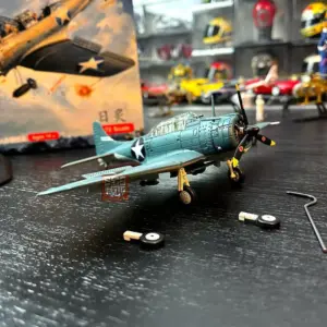SBD-3 Dive Bomber 1:72 Diecast Model 7 S6a8b0a614bff4cbbb1ccfbc69a4398468