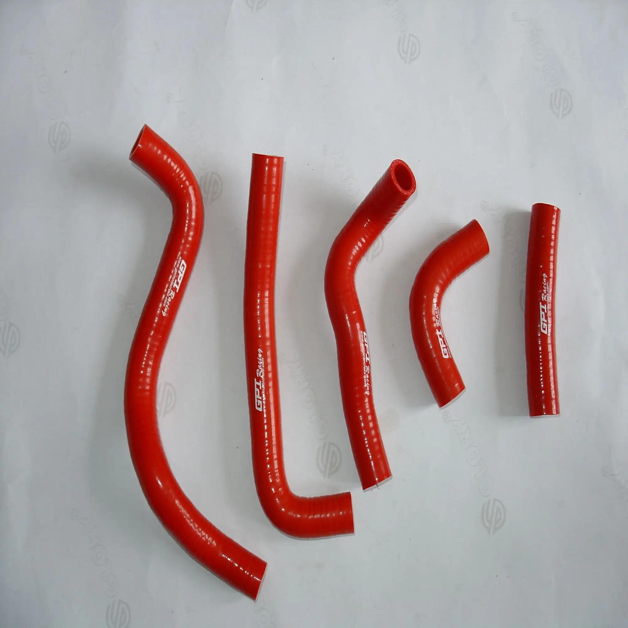 Red Silicone Radiator Hose Kit for Kawasaki KDX200 & KDX220R 2 Red Silicone Radiator Hose Kit for Kawasaki KDX200 & KDX220R - Image 2
