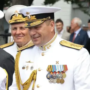 S6fc701fcda11407a82e3cb0765d1773aG