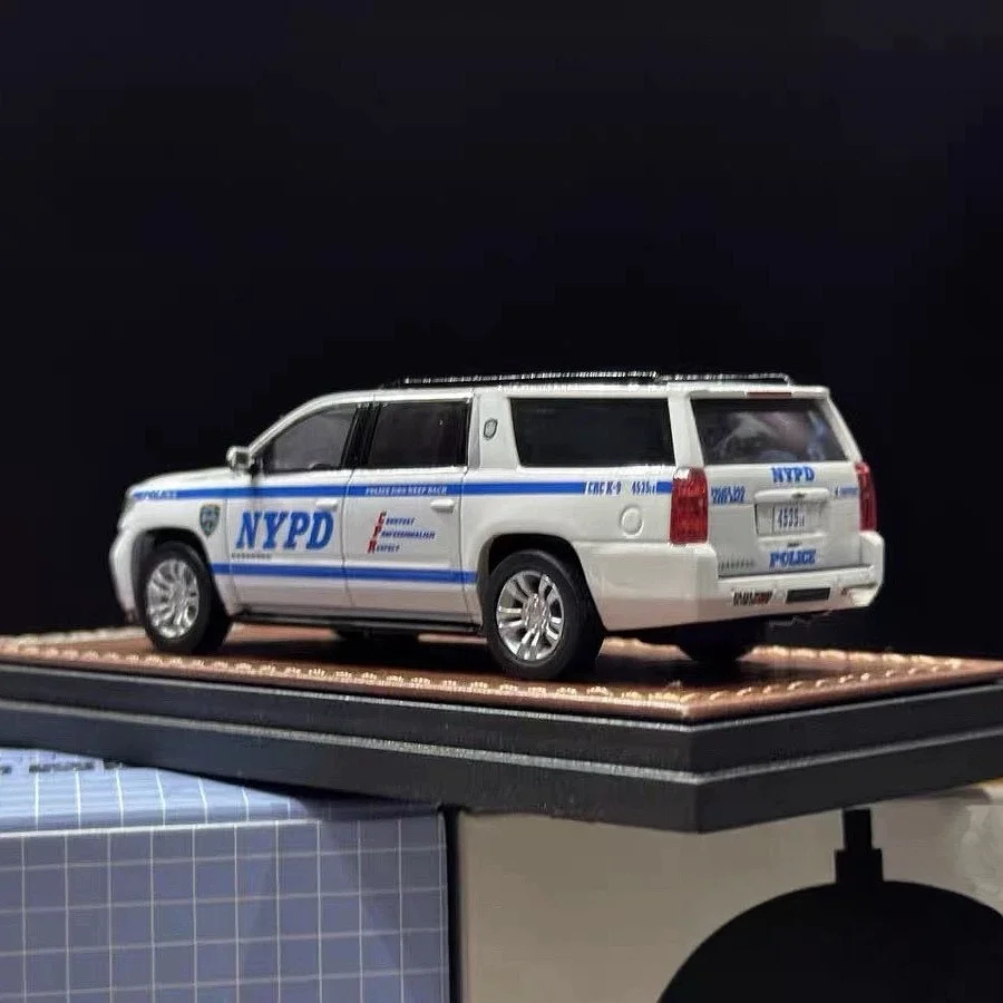 2025 Suburban Police Diecast Model 1:64 Scale 3 2025 Suburban Police Diecast Model 1:64 Scale - Image 3