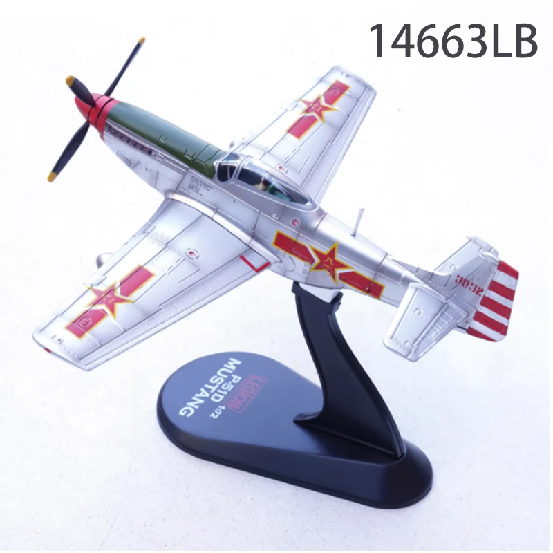 1/72 P-51D Mustang Model Kit 2 1/72 P-51D Mustang Model Kit - Image 2