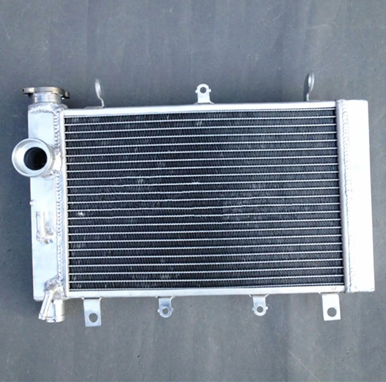 Triumph TT600 Aluminum Radiator 2000-2003 5 Triumph TT600 Aluminum Radiator 2000-2003 - Image 5