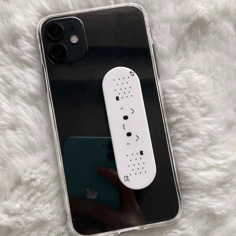 Cartoon Angel Wings Phone Stand in Pastel Colors 8 Cartoon Angel Wings Phone Stand in Pastel Colors - Image 8