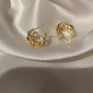 Vintage Copper Earrings with Cubic Zirconia 9 S7f4c9e99059d46039df061bd8d0938e5H