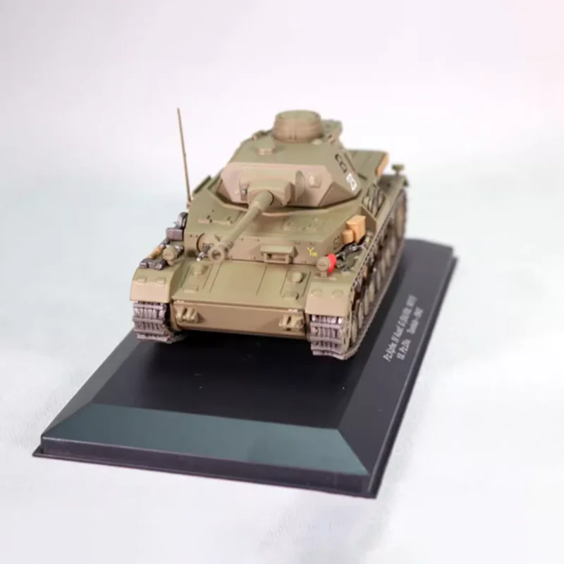 1943 IV Alloy Medium Tank Model for Collectors 5 1943 IV Alloy Medium Tank Model for Collectors - Image 5