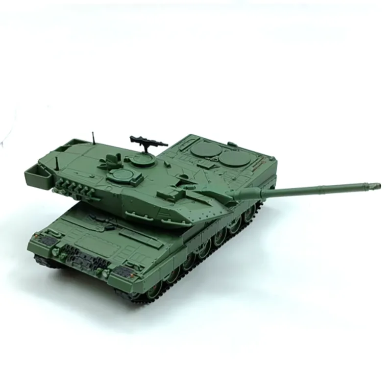 1/64 Scale Leopard 2A6 Military Tank Model 3 1/64 Scale Leopard 2A6 Military Tank Model - Image 3