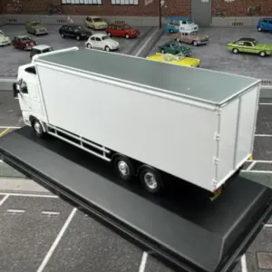 FH Box Van Truck Model 1:76 Scale for Display 7 S86b821c27d0341ce9fcef0e0e498f94dd