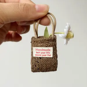 Miniature Knitted Doll Shoulder Bag in 4 Colors 12 S8896d9796eb24b3ca76b21dcf733a589T