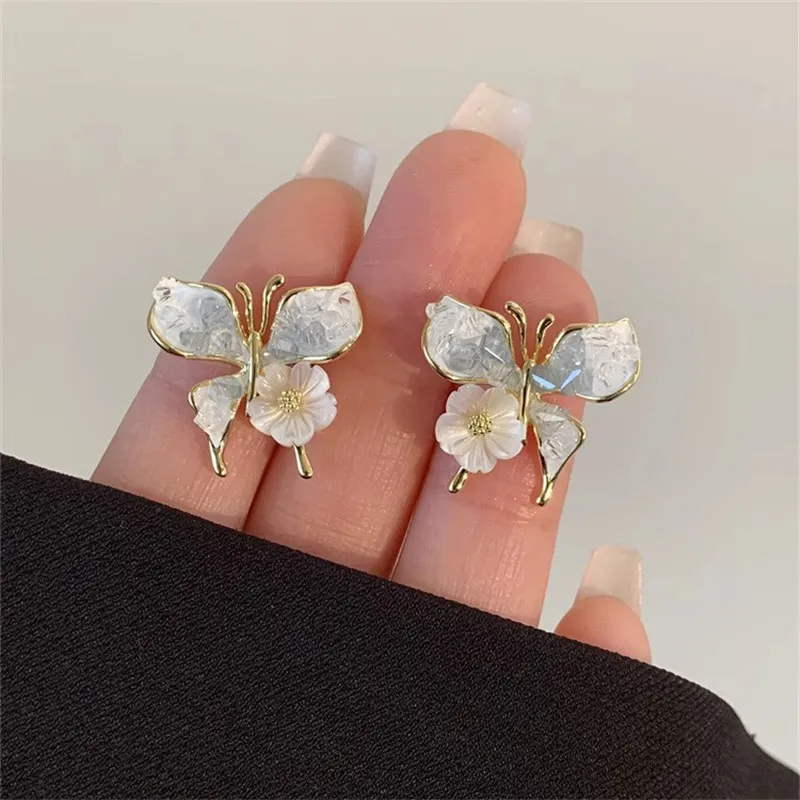 Vintage Butterfly Stud Earrings with Crystal Zircon 2 Vintage Butterfly Stud Earrings with Crystal Zircon - Image 2