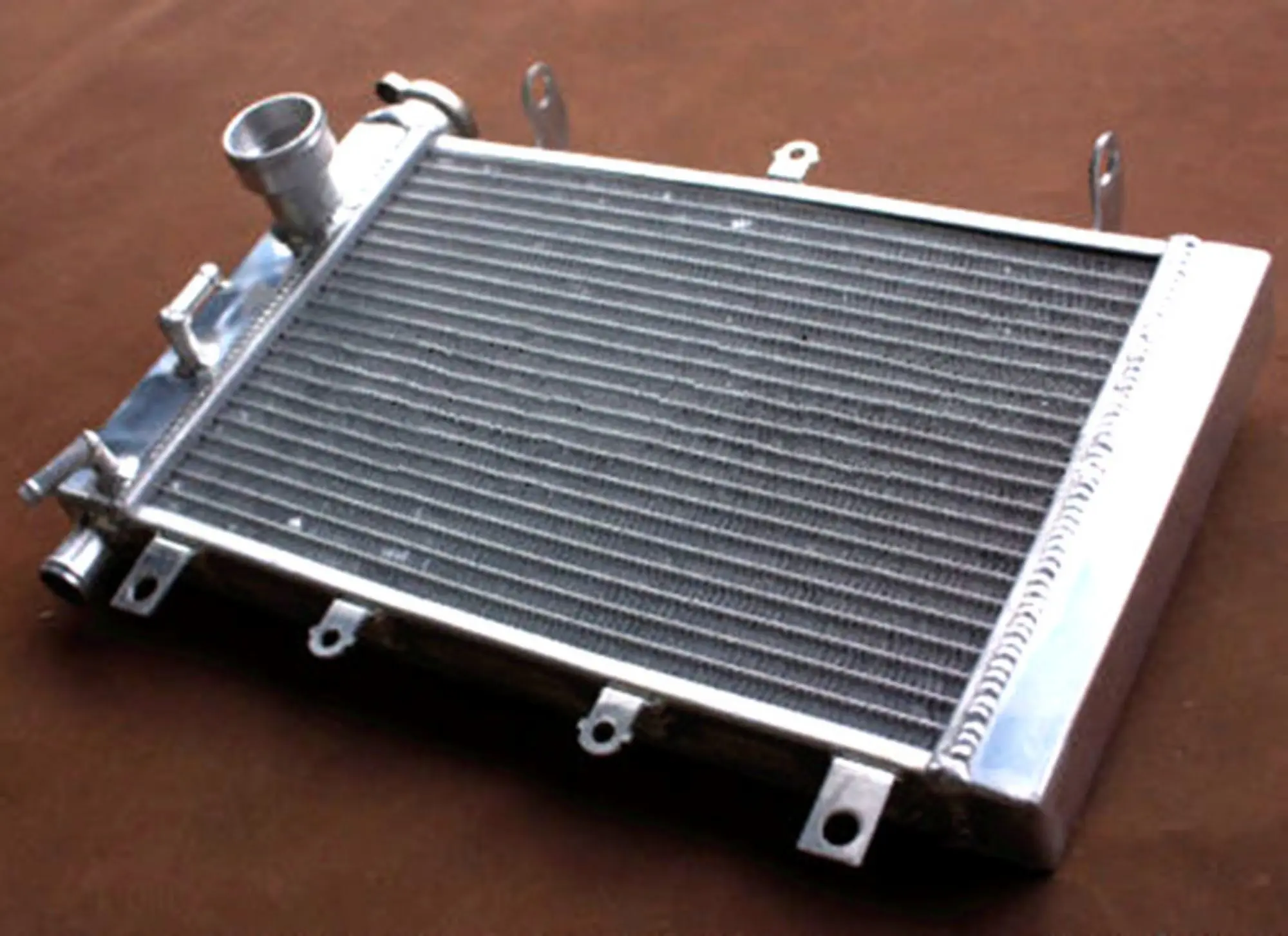 Triumph TT600 Aluminum Radiator 2000-2003 2 Triumph TT600 Aluminum Radiator 2000-2003 - Image 2