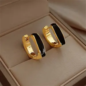 U-Shaped Geometric Hoop Earrings for Women 14 S8cbfaa6214cd4cb5ae3d150f39f7b431w