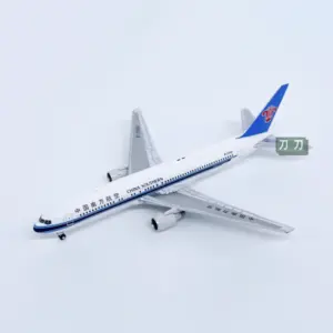 S8dbd18f11cce413cb8d63aa7445c31bbu