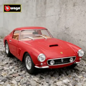 Ferrari 250 GT Berlinetta Passo Corto 1:24 Diecast Model