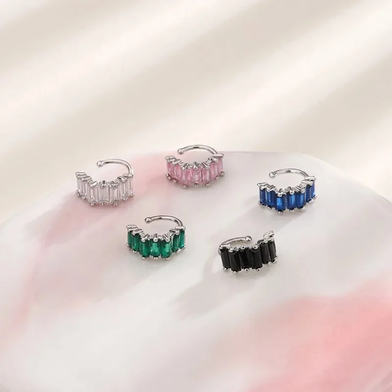 Geometric Silver-Tone Ear Cuff with Zircon 3 Geometric Silver-Tone Ear Cuff with Zircon - Image 3