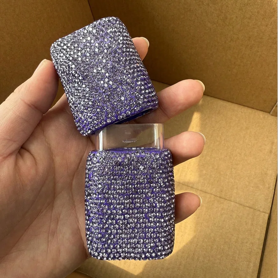Glamorous Rhinestone Cigarette Case for Women 5 Glamorous Rhinestone Cigarette Case for Women - Image 5