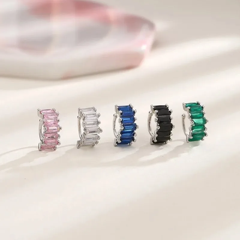 Geometric Silver-Tone Ear Cuff with Zircon 2 Geometric Silver-Tone Ear Cuff with Zircon - Image 2