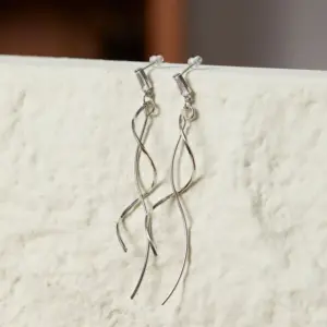 S9d58f5850f824acc9a570522f57ff90b2