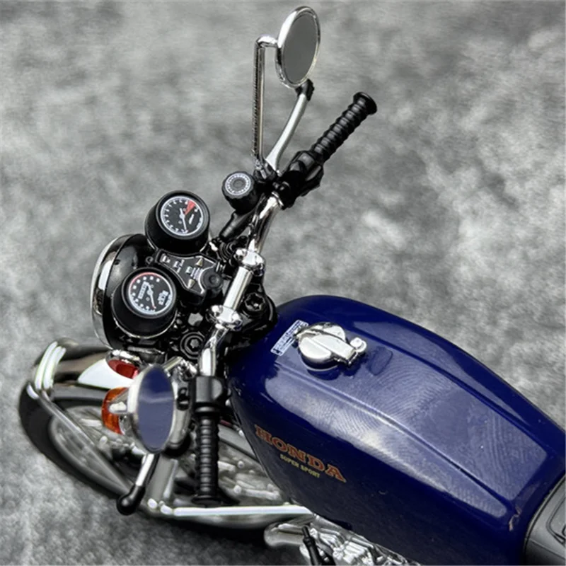 1:12 Honda CB400 FOUR Diecast Motorcycle Model 3 1:12 Honda CB400 FOUR Diecast Motorcycle Model - Image 3
