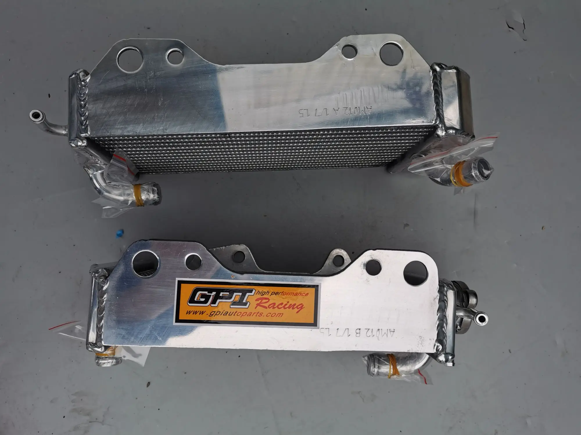 High-Performance Aluminum Radiator Pair for Honda CRF450R 5 High-Performance Aluminum Radiator Pair for Honda CRF450R - Image 5