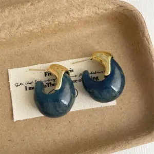 Shell Starfish Stud Earrings in Blue, White, Coffee 9 Sa0e2a5c3aef34e9dad72dfdcc60c4af1z