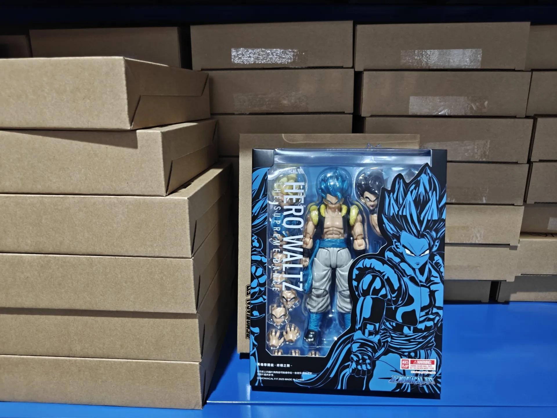 Gogeta Blue Super Saiyan Action Figure 6 Gogeta Blue Super Saiyan Action Figure - Image 6