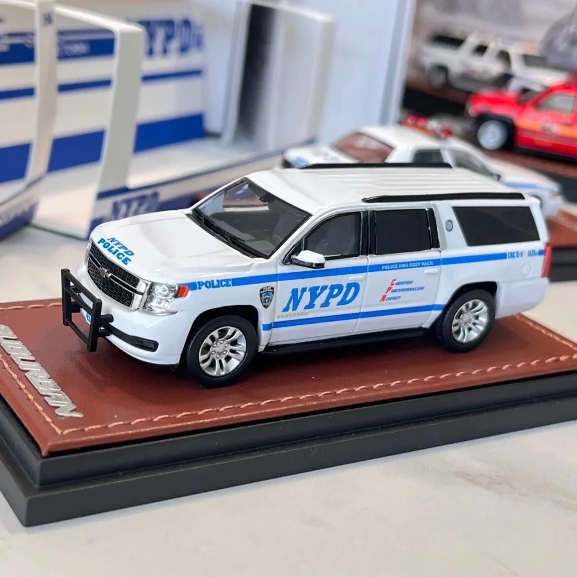 2025 Suburban Police Diecast Model 1:64 Scale 6 2025 Suburban Police Diecast Model 1:64 Scale - Image 6