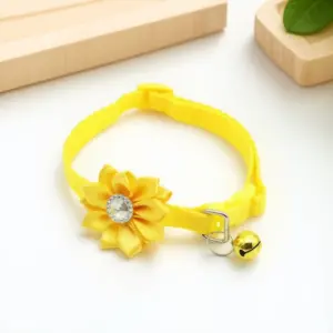 Vibrant Adjustable Pet Collar with Floral Accent 17 Sa8060d3502354d039038773042679ff4P