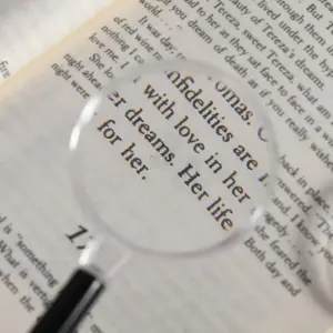 50mm Acrylic Handheld Magnifying Glass