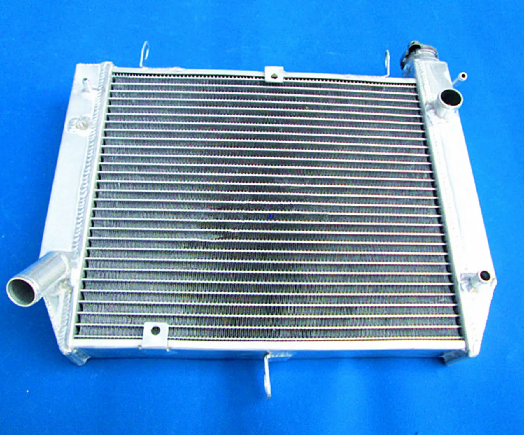 Yamaha YZF R1 1998-1999 Aluminum Radiator Cooler 4 Yamaha YZF R1 1998-1999 Aluminum Radiator Cooler - Image 4