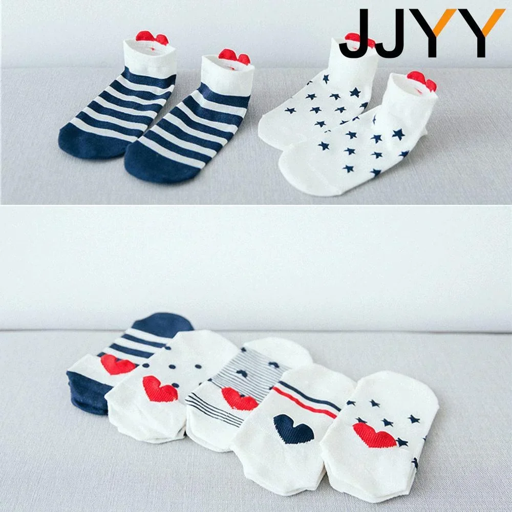 Heart Pattern Ankle Socks for Women 2 Heart Pattern Ankle Socks for Women - Image 2