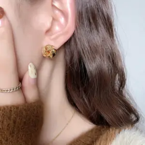 Sb58c999123704c00b0b3f20016f92ea1K