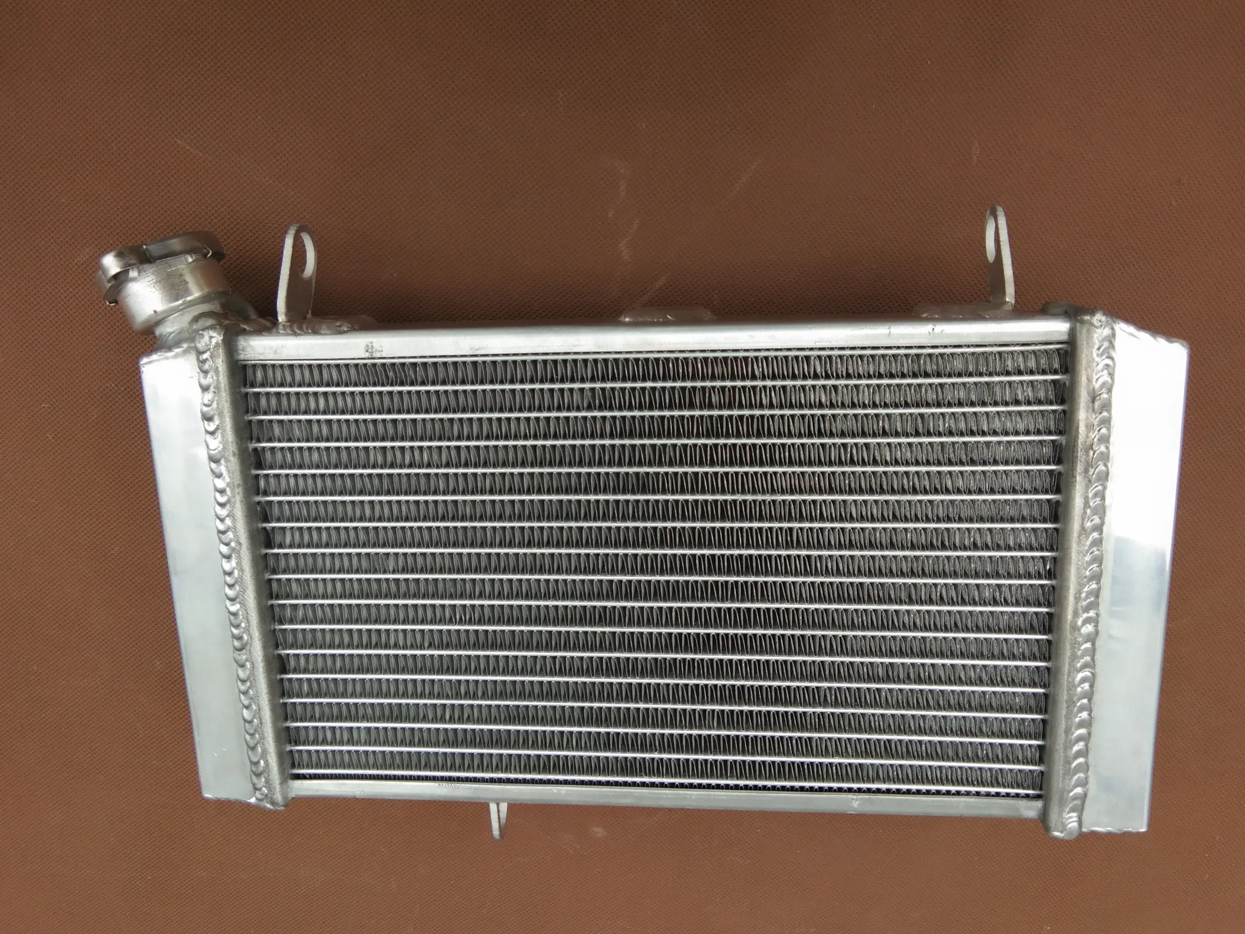 High-Performance Aluminum Radiator for Suzuki SV650 3 High-Performance Aluminum Radiator for Suzuki SV650 - Image 3