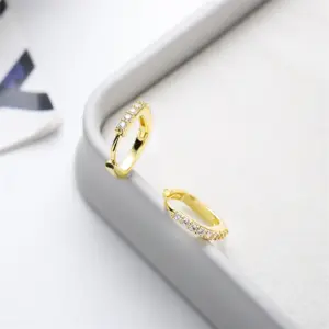 Geometric Copper Hoop Earrings with Sparkling Stones 19 Sb9705b4306c34e108b24debf6b1f4ebbC