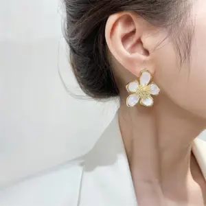 Sb9cf221d6f124609a579ac1a001ec01cQ