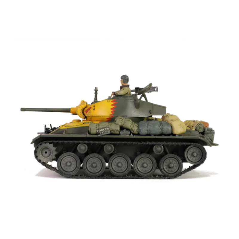 American M24 Light Tank Model 1/32 Scale 3 American M24 Light Tank Model 1/32 Scale - Image 3