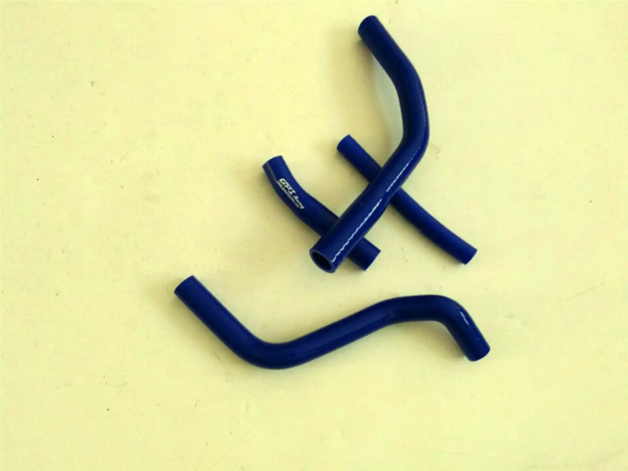 Vibrant Red Silicone Radiator Hoses for Yamaha YZ 5 Vibrant Red Silicone Radiator Hoses for Yamaha YZ - Image 5